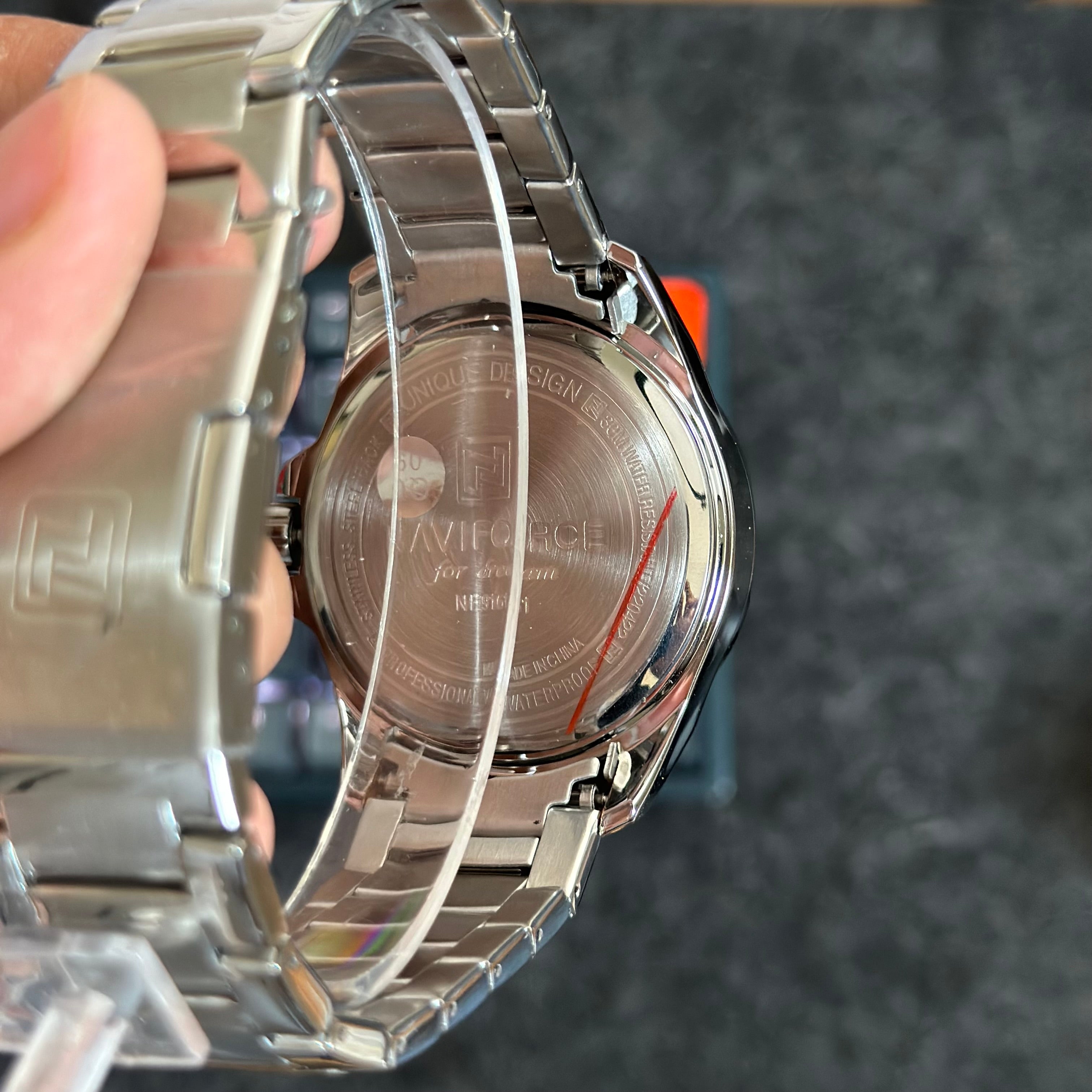 Reloj Naviforce 9161 de Acero para Hombre | Robusto y Funcional