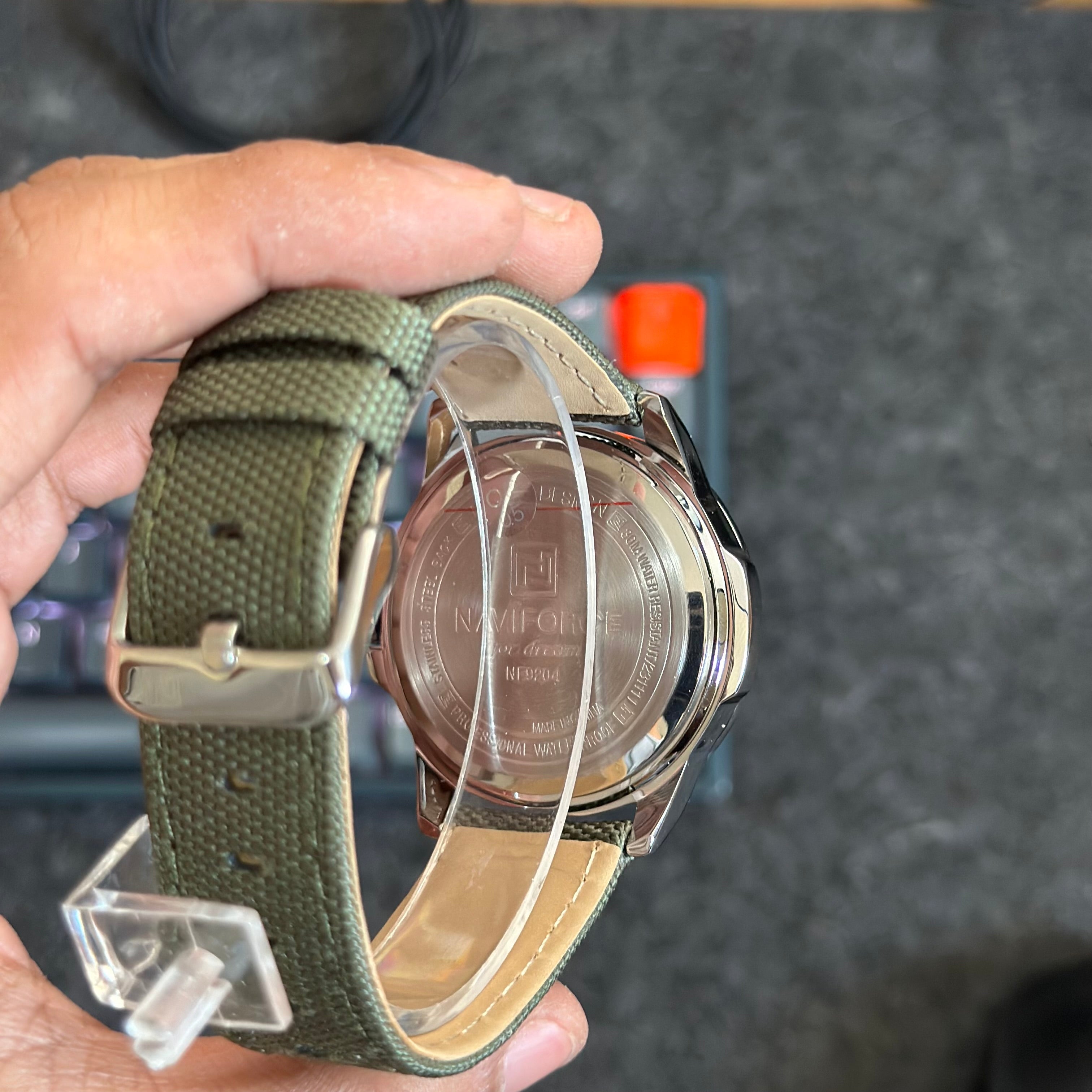Reloj Naviforce 9204 Militar para Hombre | Lona y Acero