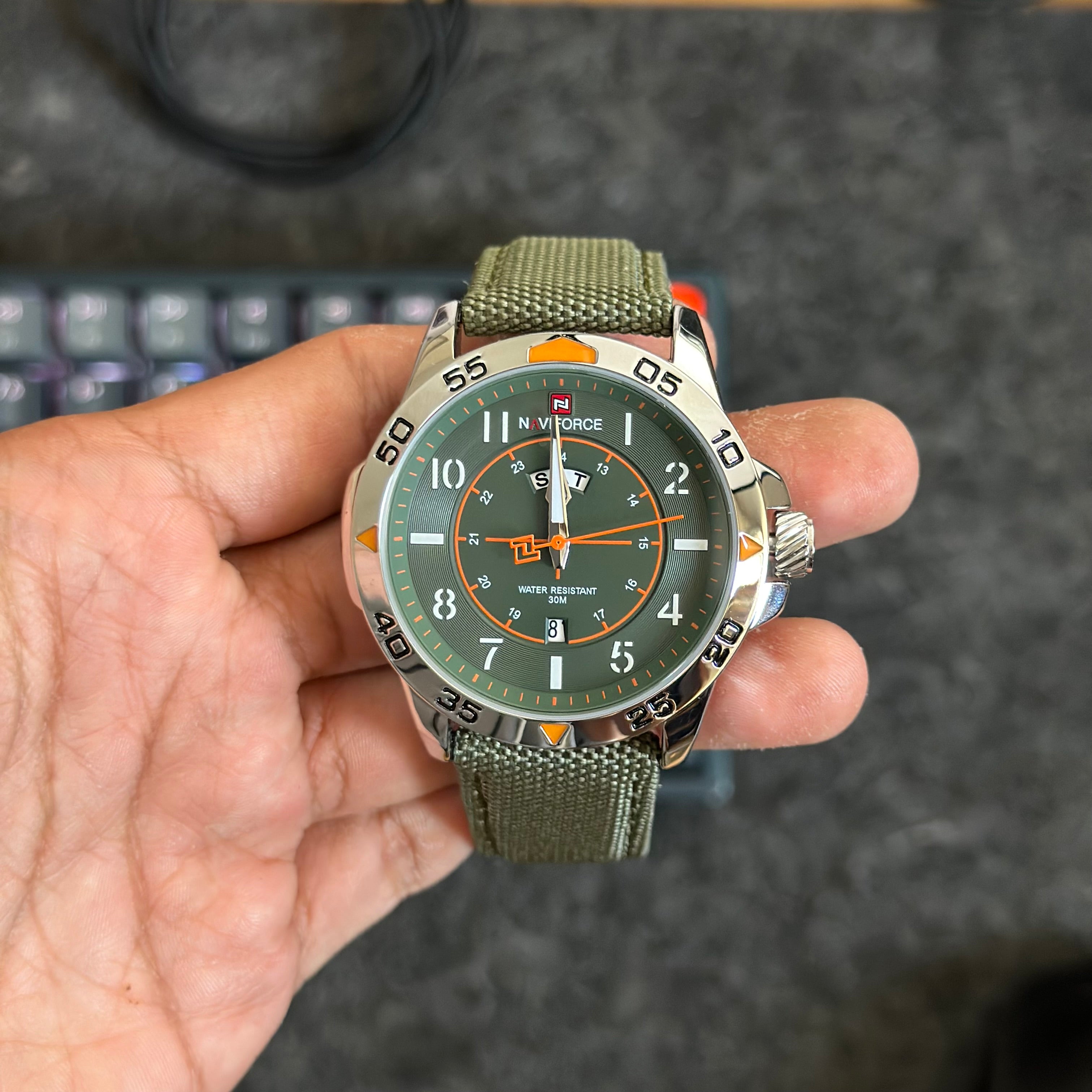 Reloj Naviforce 9204 Militar para Hombre | Lona y Acero