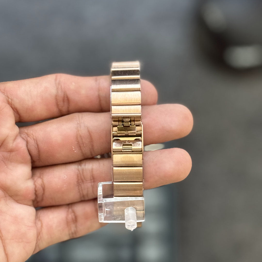 Reloj Shengke 0174 para Dama | Diseño Ovalado Minimalista